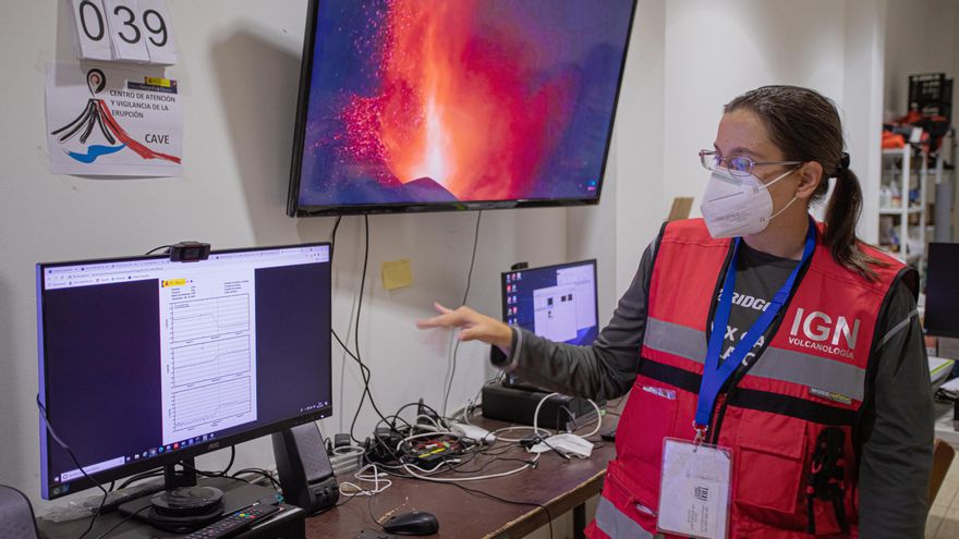 Laura García, especialista del IGN en deformación del terreno