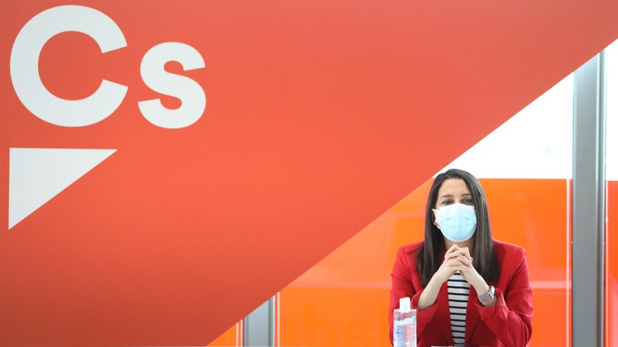 La líder de Cs, Inés Arrimadas, durante una rueda de prensa, a 26 de abril de 2021, en Madrid, (España).