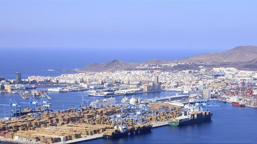 La Guardia Civil busca el cuerpo de una submarinista que quedó atrapada en un pecio en Gran Canaria