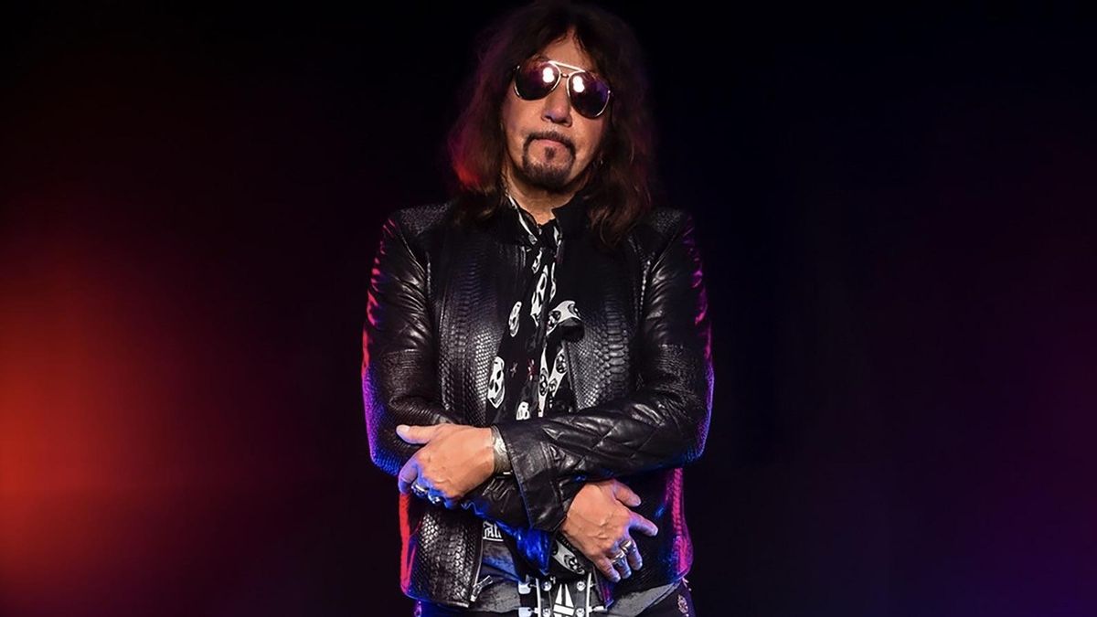 Ace Frehley, primer guitarrista de KISS.