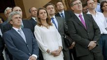 La presidenta de Castilla La Mancha, María Dolores de Cospedal, y el consejero Marcial Marín, a su derecha.
