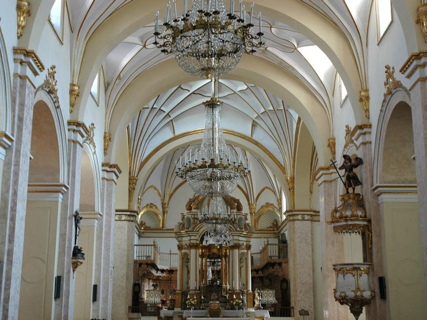 Interior renacentista de la Catedral de Sucre.