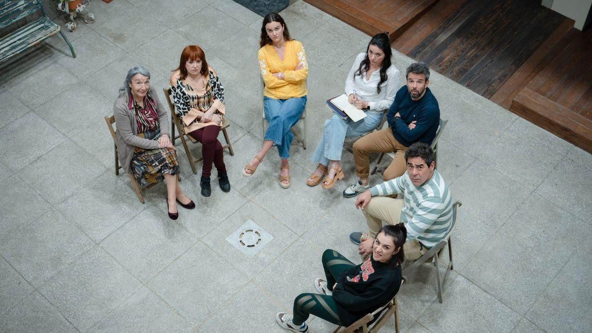 Junta de vecinos en la temporada 16 de 'La que se avecina'