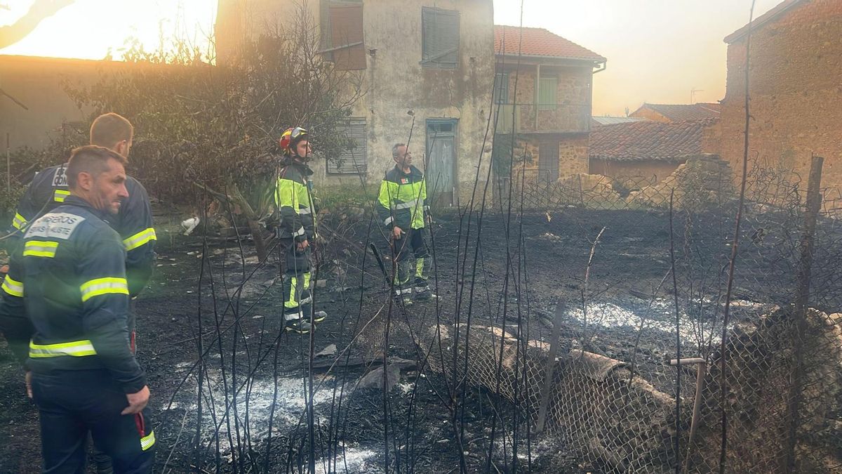 El incendio de Molezuelas, que se originó en Zamora y llegó hasta León, supera las 22.000 hectáreas quemadas