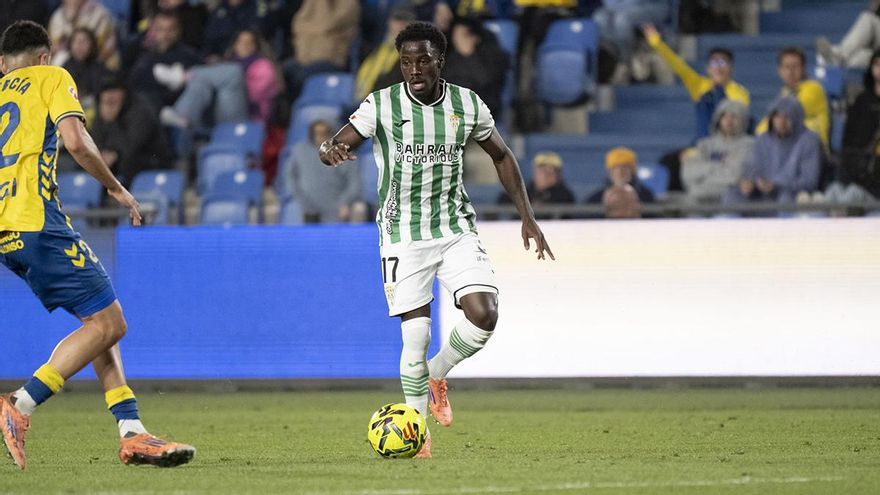 Fin a 328 días de calvario: vuelve la magia de Adilson al Córdoba CF