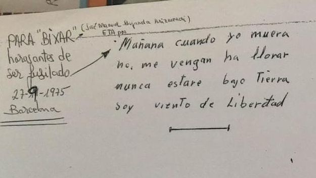 Copia de la servilleta escrita por Paredes antes de morir
