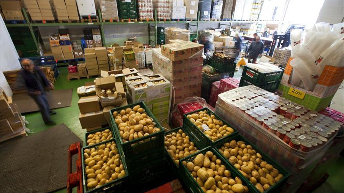 Correos recoge más de 24 toneladas para los bancos de alimentos de España