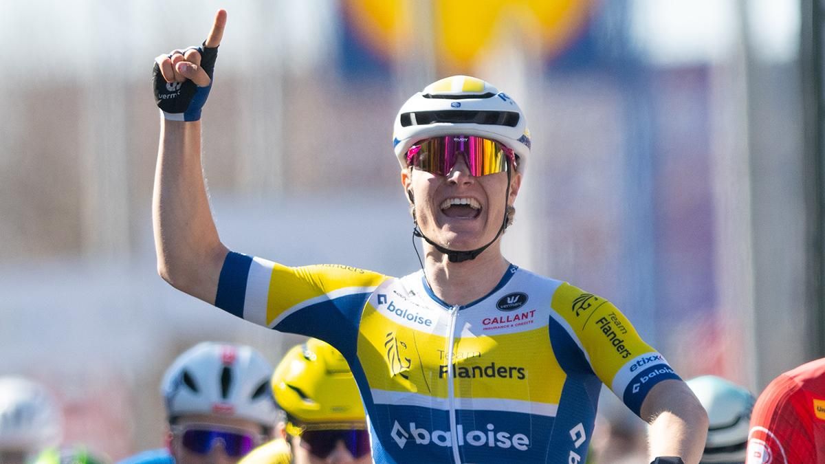Tom Crabbe se lleva la llegada de la Vuelta a Andalucía a Pozoblanco