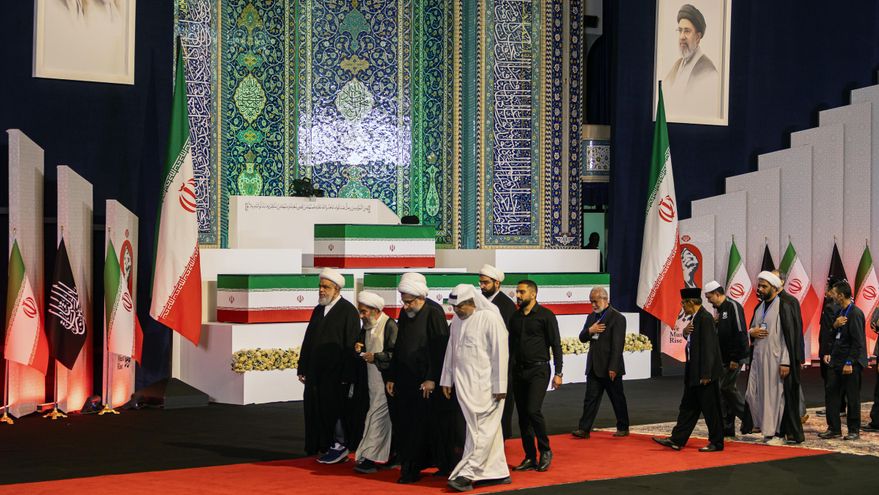 Irán comienza sus mayores funerales de Estado para despedir al líder supremo Jamenei asesinado por EEUU hace 4 meses