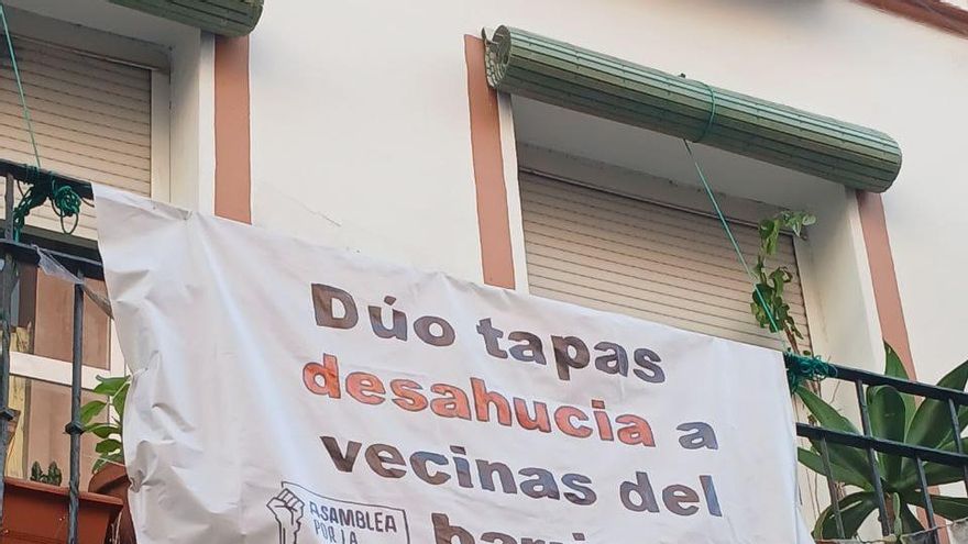 "Si estoy resistiendo, es por mi hija”: Cristina, la última vecina de su edificio, será desahuciada “tras 4 años de lucha”