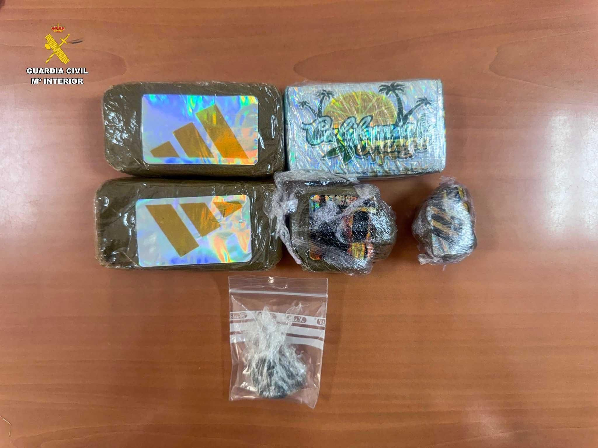 Pastillas de costo decomisadas pr la Guardia Civil.