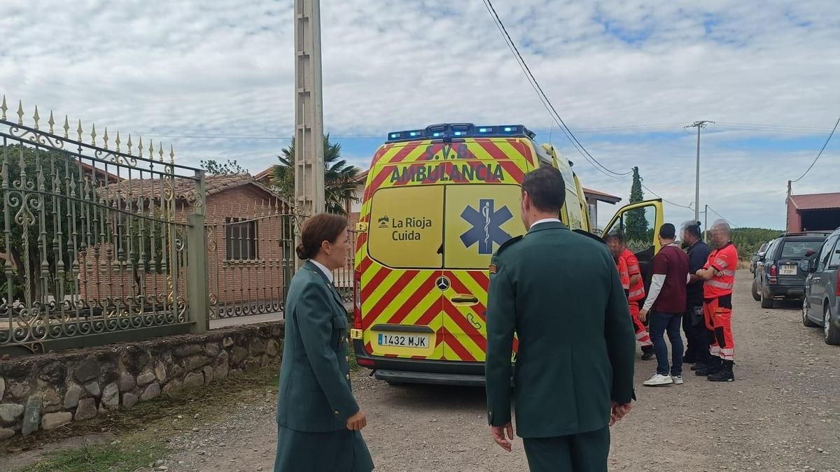 Dos guardias civiles logran reanimar a un hombre de 77 años en parada cardiorespiratoria en Badarán