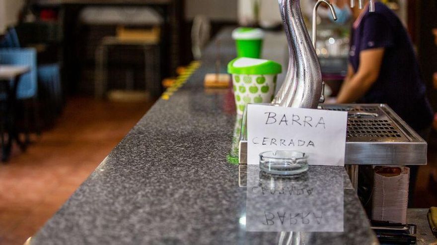 La Xunta pacta con los hosteleros un nuevo modelo en el que cada bar podrá elegir su nivel de restricciones