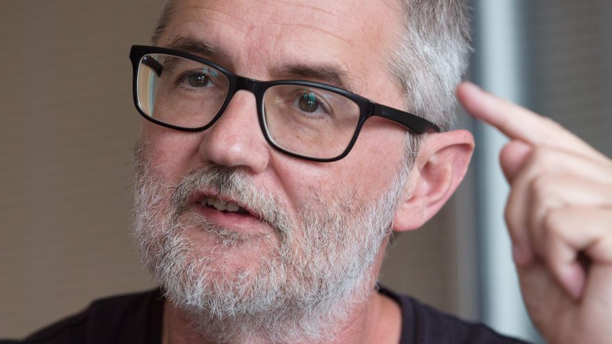 Rafael Cofiño, candidato de Sumar por Asturias, durante la entrevista