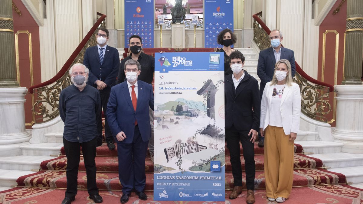 Participantes de la lectura ininterrumpida este jueves en Bilbao