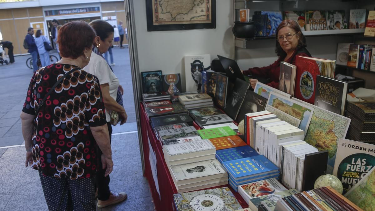 Regalo de pastel cordobés por comprar un libro en la Feria del Libro