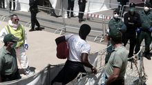 Los inmigrantes del Aquarius a su llegada a Valencia en junio de 2018.