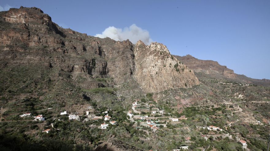 El incendio en la cumbre de Gran Canaria, visto desde Tejeda