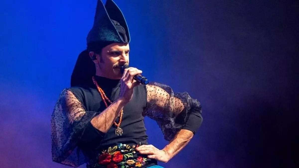 Rodrigo Cuevas agota las entradas de su gira 'La Belleza' en abril de 2026 en Avilés y anuncia un segundo concierto