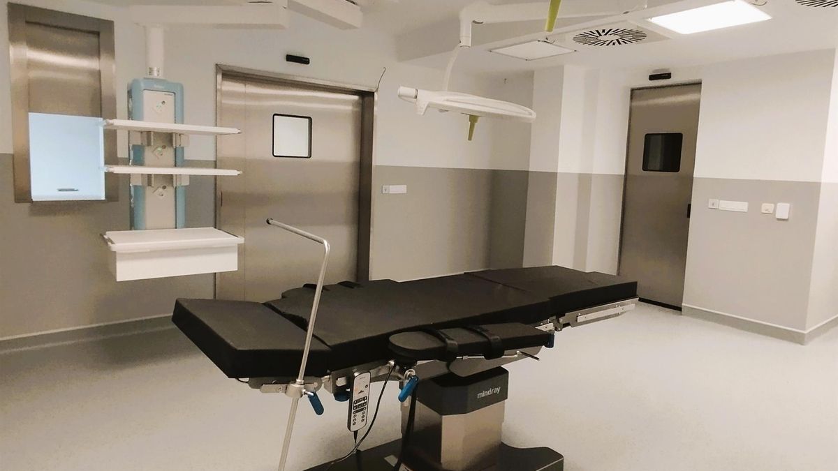 El Hospital de La Candelaria incorpora un nuevo quirófano para las cesáreas urgentes