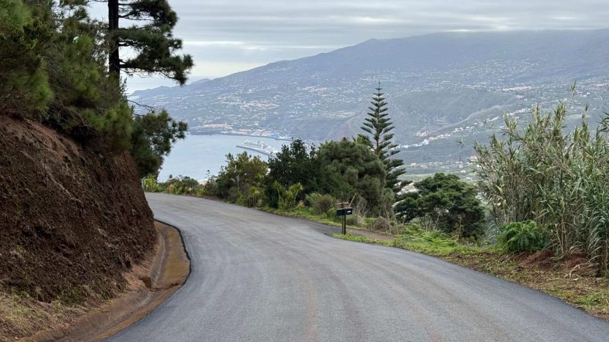 Culminados los trabajos de asfaltado de la vía al Llano de Tenagua
