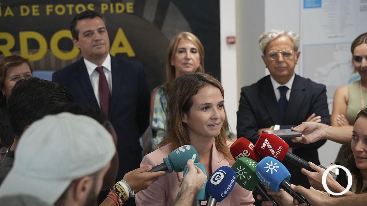 Llegada al aeropuerto de Córdoba del primer vuelo de Vueling desde Barcelona