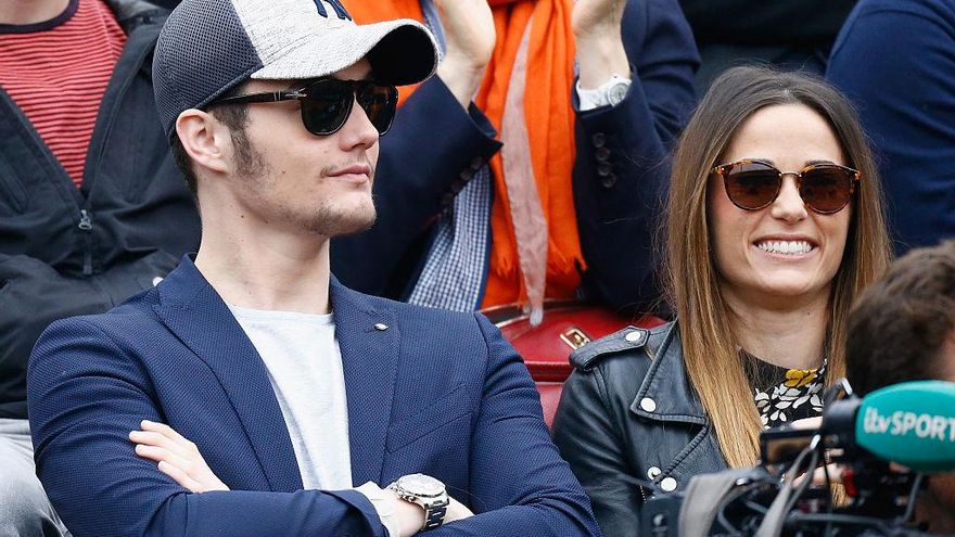 Amante de las armas y fan de Napoleón: el hijo de Nicolas Sarkozy aspira a ser la nueva estrella de la derecha en Francia