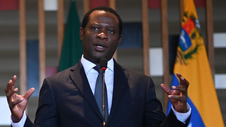 Canciller de Guyana afirma que el país "no se dejará intimidar ni amenazar" por Venezuela