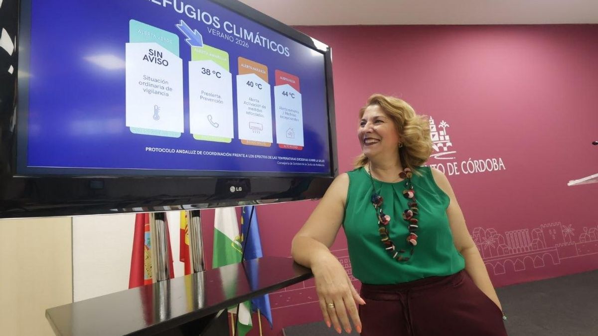 La concejala Eva Contador, durante la rueda de prensa de este martes.