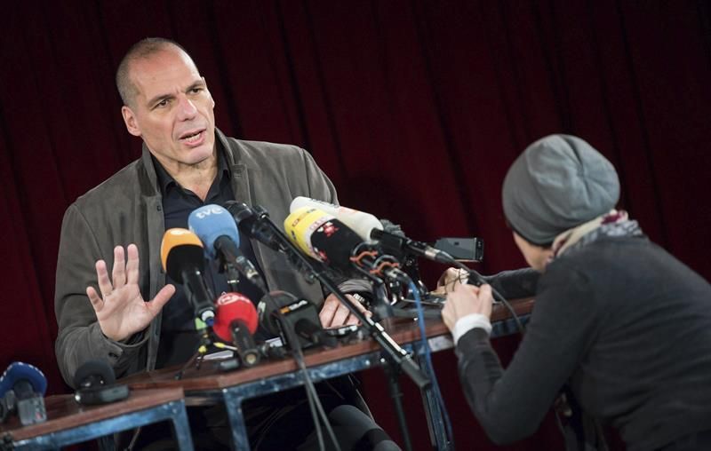El exministro griego Yanis Varufakis ofrece una rueda de prensa sobre la presentación de su Movimiento.