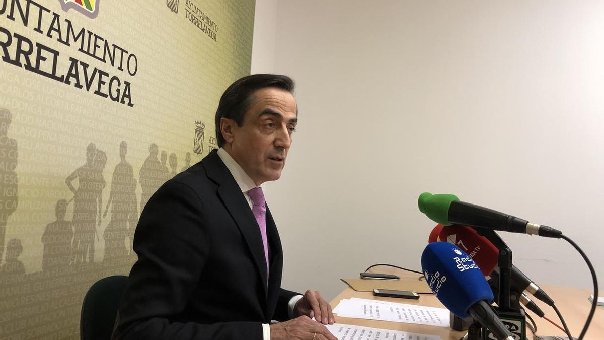 Ildefonso Calderón en rueda de prensa.