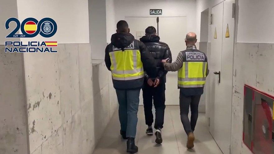 Cae una red que blanqueó 3 millones con ciberestafas de vino, con detenidos en Tenerife
