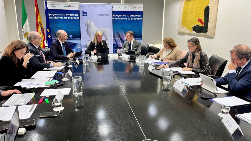 Integrantes del jurado que ha concedido los galardones.