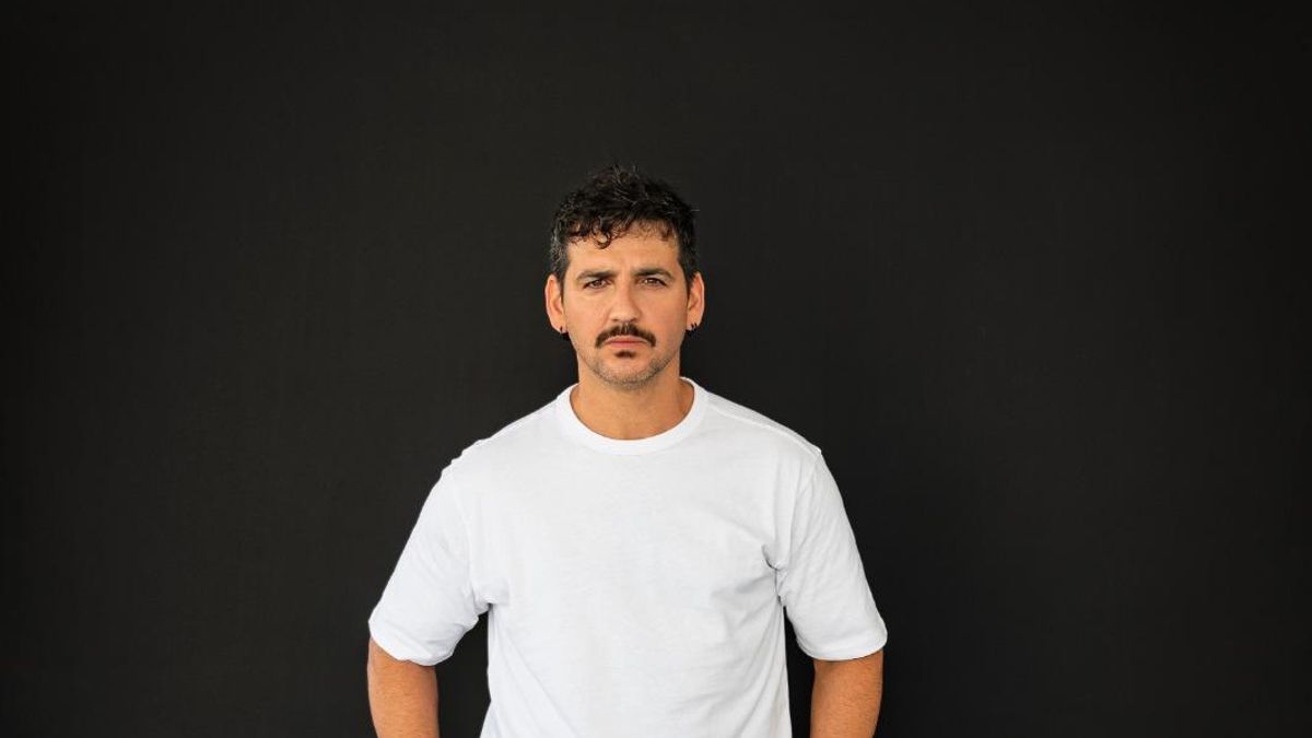 El artista Fran Perea se convertirá en 'el hombre invisible' en su concierto en el Círculo del Arte de Toledo