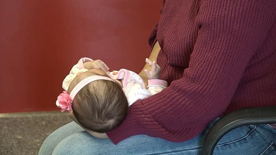 Con la c, calostro. Con la l, loquios. Diccionario breve para madres y padres primerizos