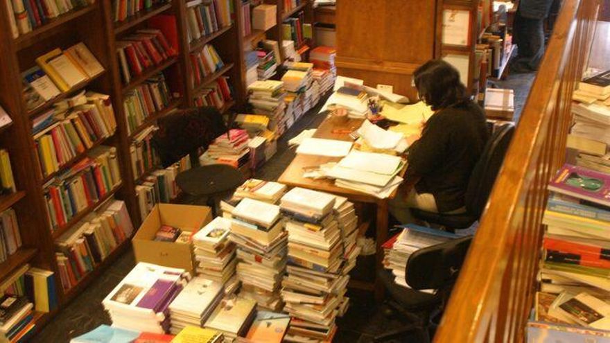 Adiós a dos librerías emblemáticas de Sevilla