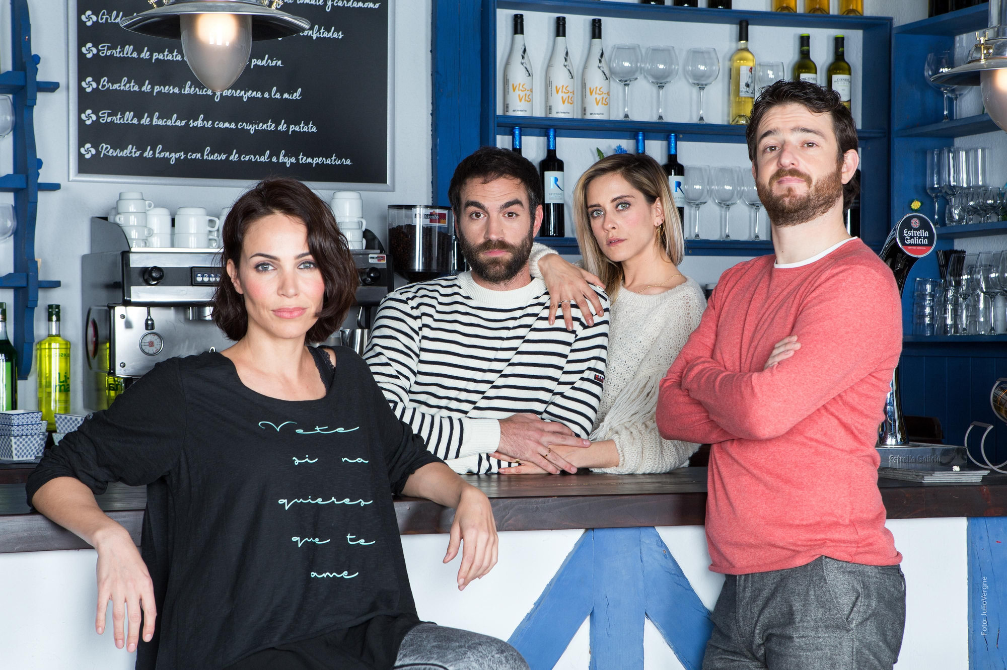 'Allí Abajo' muestra los posados oficiales de su tercera temporada