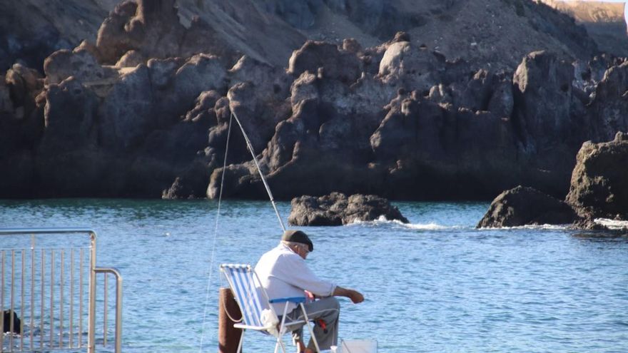 Canarias presentará alegaciones al Real Decreto que prepara el Ministerio para regular la pesca recreativa