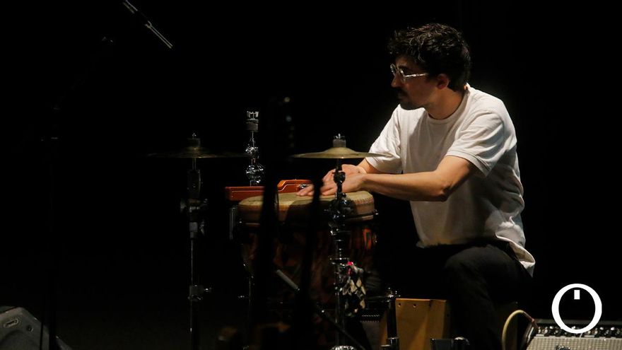 Prueba de sonido del equipo de Chano Domínguez