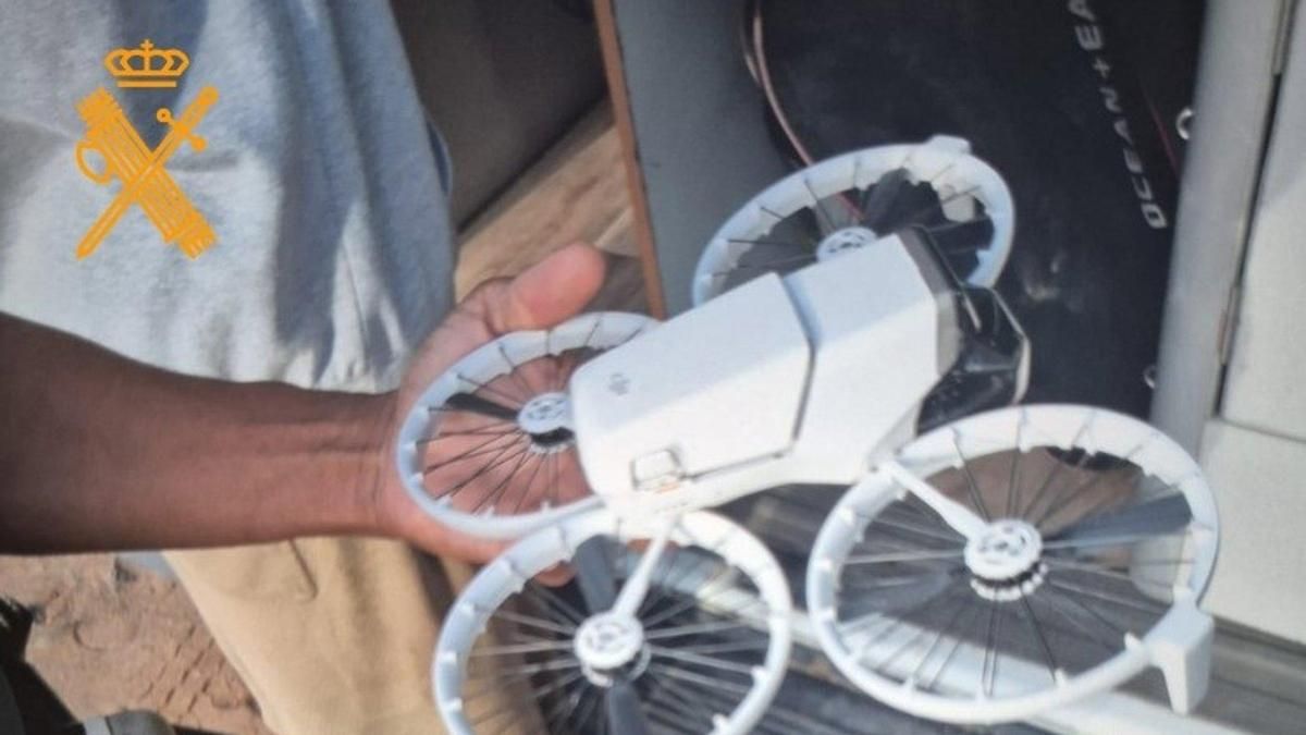 Operaciones suspendidas, desvíos y retrasos en un aeropuerto de Canarias por el vuelo no autorizado de un dron