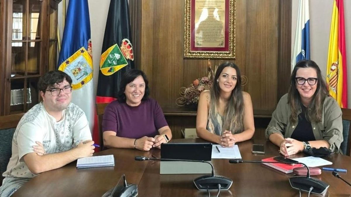 Fuencaliente se reúne con Fedepalma para impulsar nuevos recursos de empleo