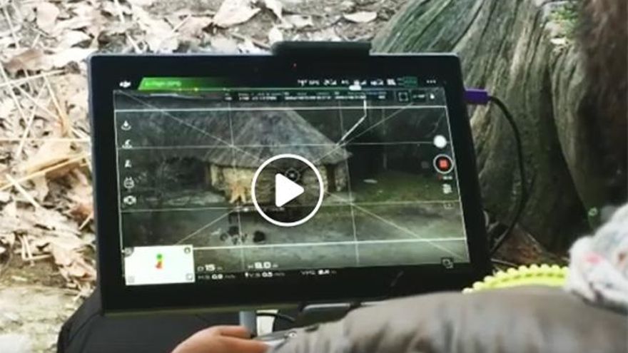 El videoclip de 'La Fanfarria del Capitán' se rodó con un dron en la palloza de Balboa.