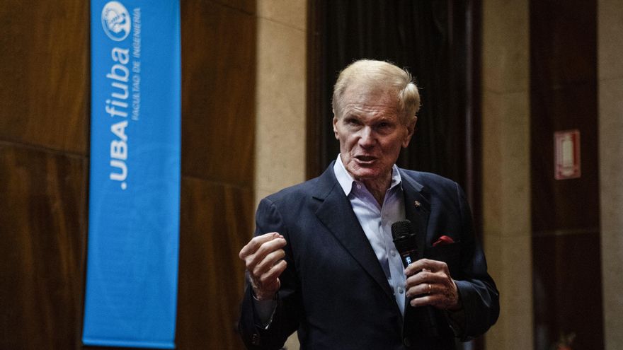 El director de la NASA prometió que un astronauta argentino viajará a la Estación Espacial Internacional