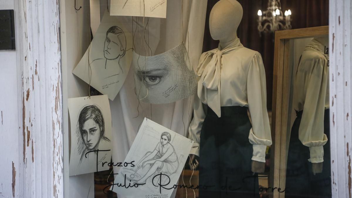 Escaparates en Homenaje a Julio Romero de Torres