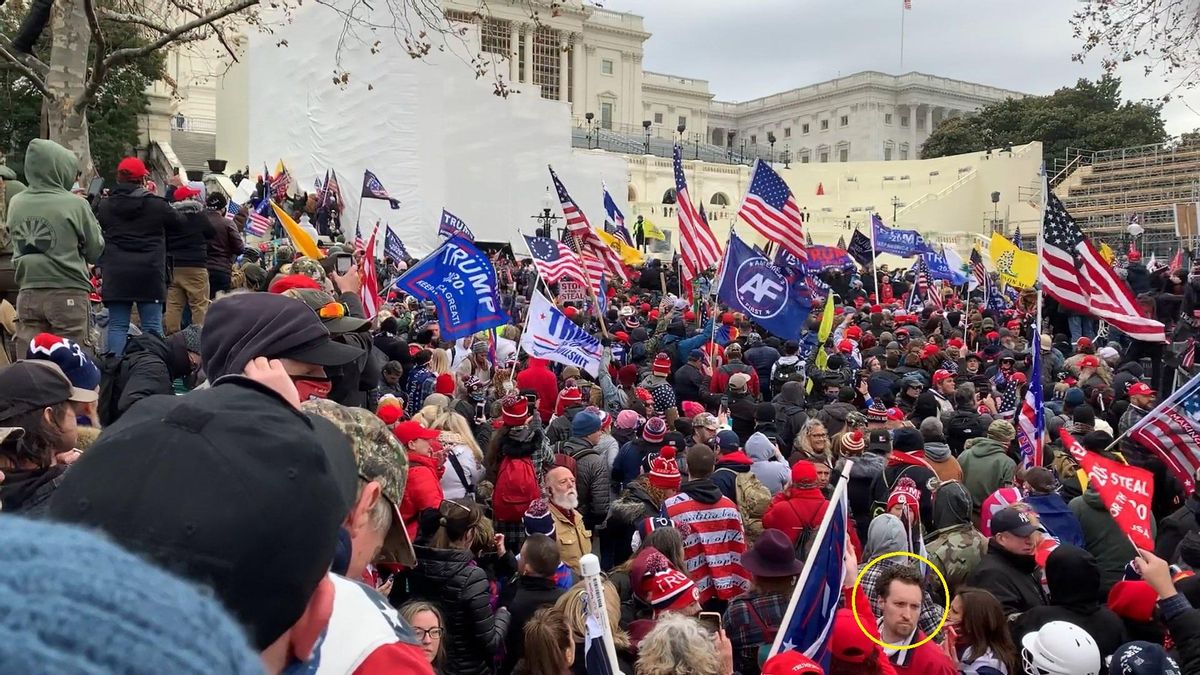 E.J. Antoni, el 6 de enero de 2021, junto al Capitolio.