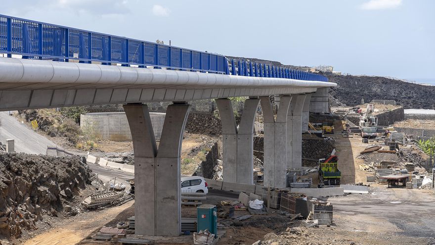 Viaducto de la carretera de la costa.