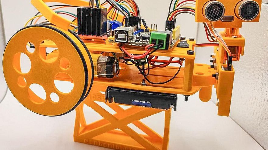 Castilla-La Mancha invertirá 16 millones de euros en implementar la robótica y el pensamiento computacional en centros educativos