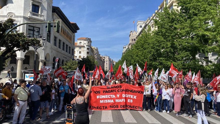 Las trabajadoras de Digitex estallan contra sus despidos encubiertos: “Con beneficios millonarios nos condenan a la miseria”