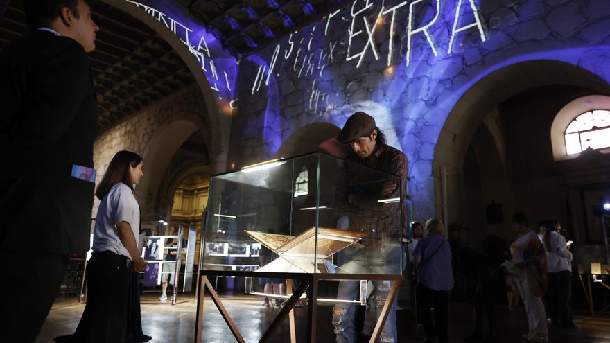 La noche en que el Estadio Nacional le dio a la Nobel Gabriela Mistral su mayor homenaje