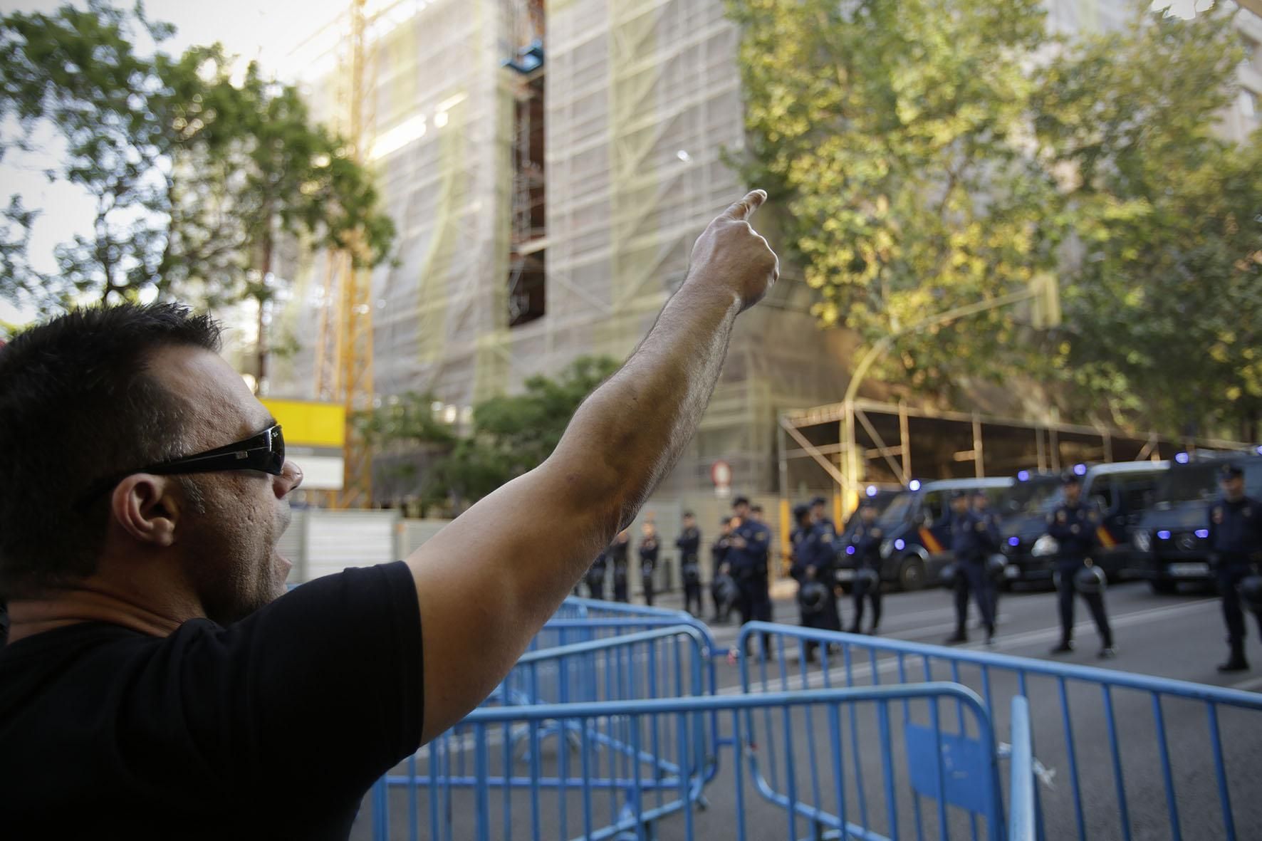 La Policía ha blindado los accesos a la sede del PP en la calle Génova